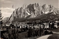 Cortina m. 1224 - Il Pomagagnon m. 2456 Cortina m. 1224 - Il Pomagagnon m. 2456