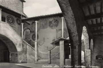 Certaldo - Palazzo Pretorio Interno