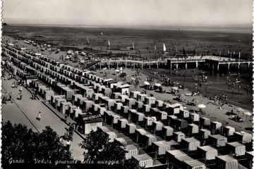 Grado - Veduta Generale della Spiaggia
