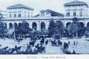 Napoli  - Piazza della Stazione