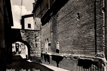 Spoleto - Arco di Druso