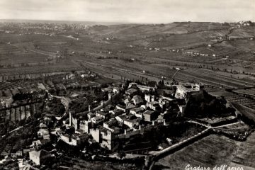 Gradara dall'aereo