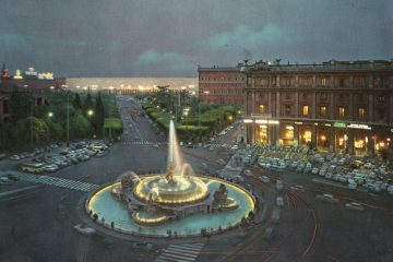 Roma - Piazza della Repubblica - Fontana Naiadi Roma - Piazza della Repubblica - Fontana Naiadi