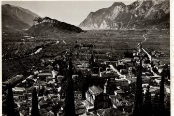 Arco (Trentino) - Panorama dal Castello