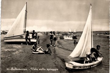 Sottomarina (Chioggia) - Vele sulla spiaggia